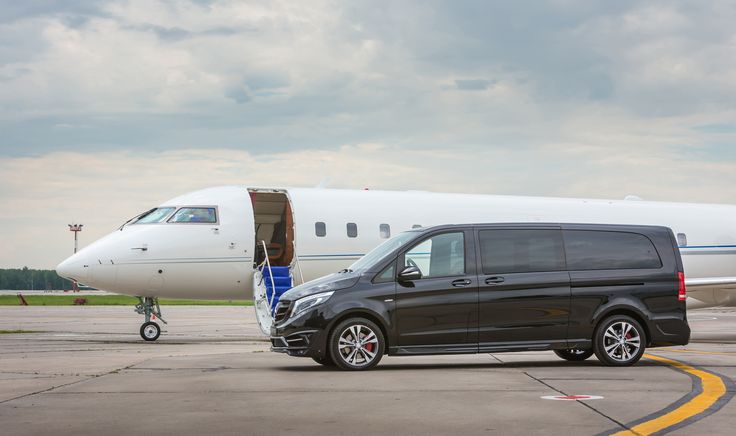 Mercedes minibus for group airport transfers